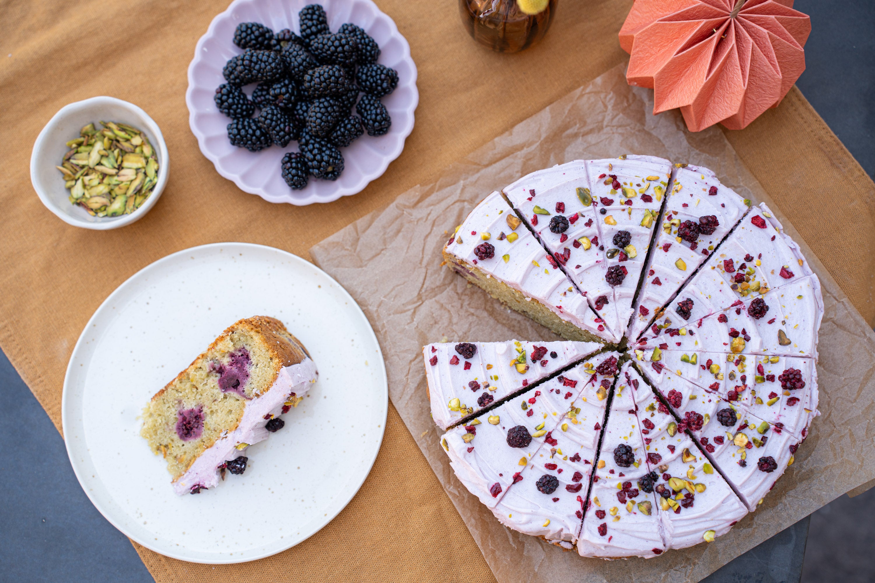 Blackberry & Pistachio