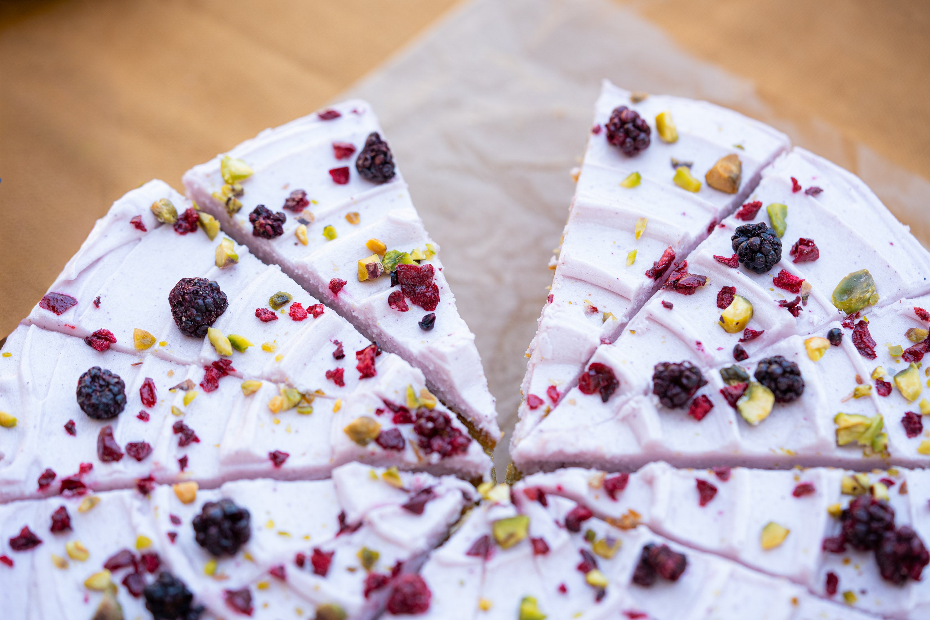 Blackberry & Pistachio