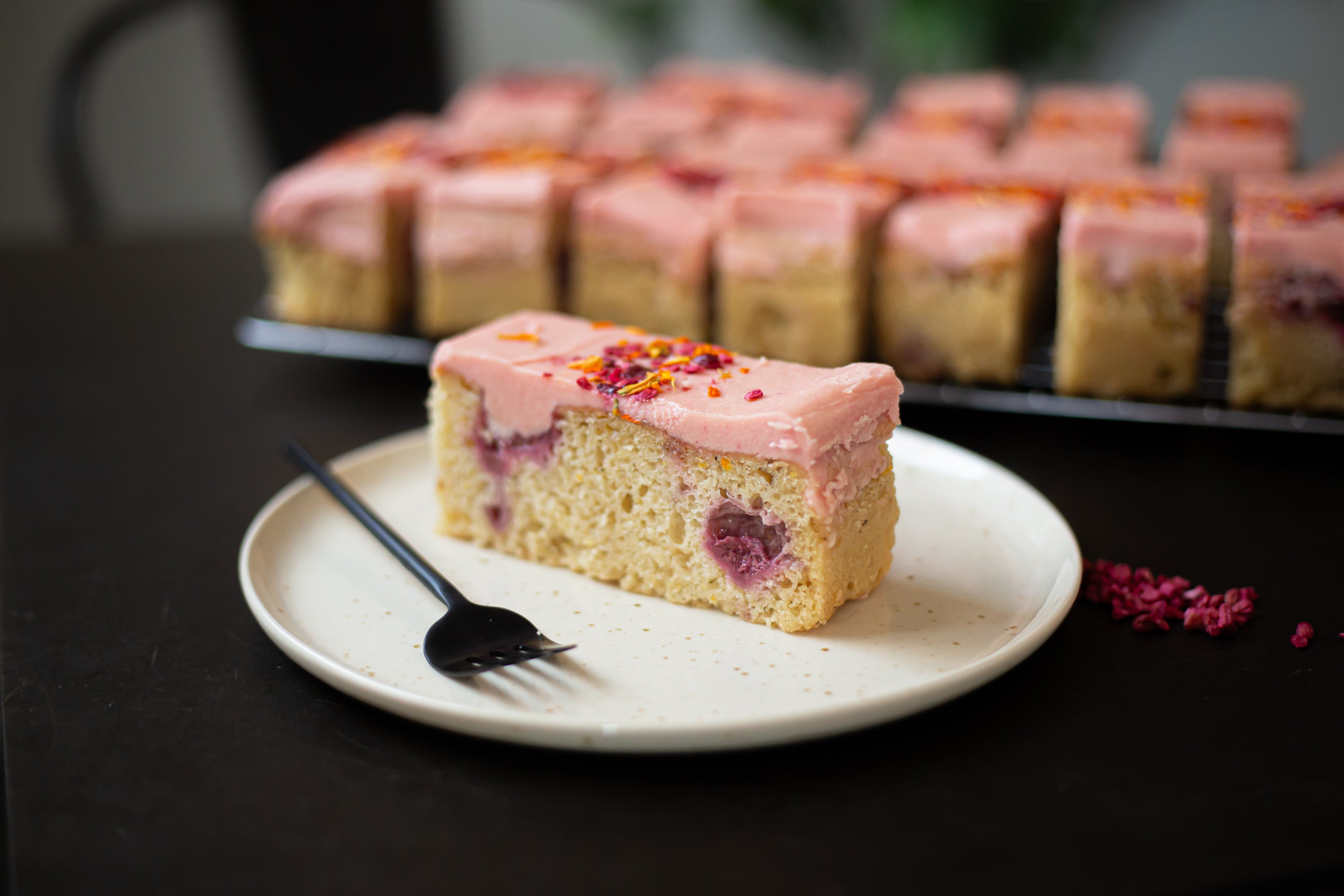 Blood Orange & Raspberry Traycake