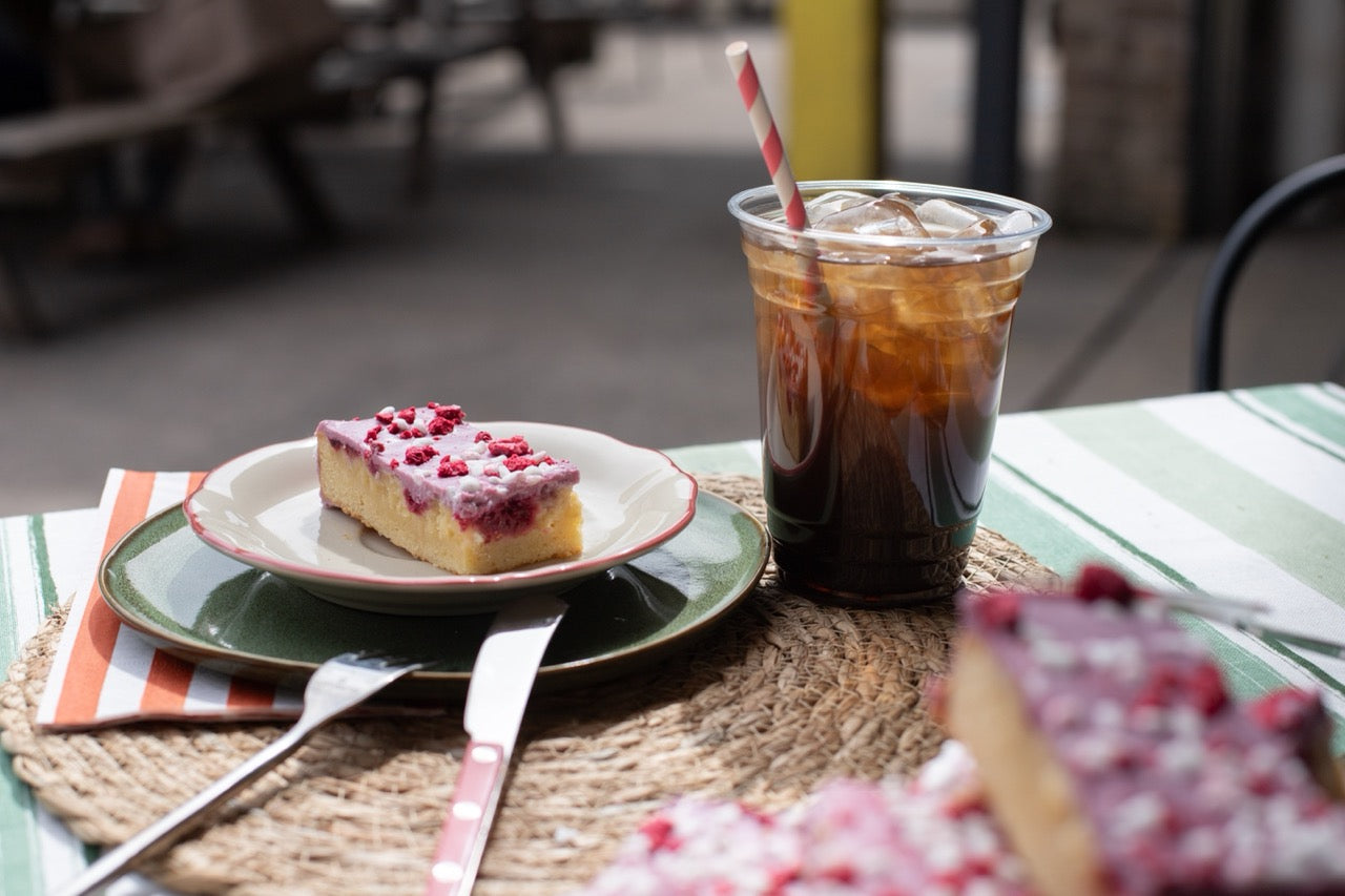 Eton Mess Blondie