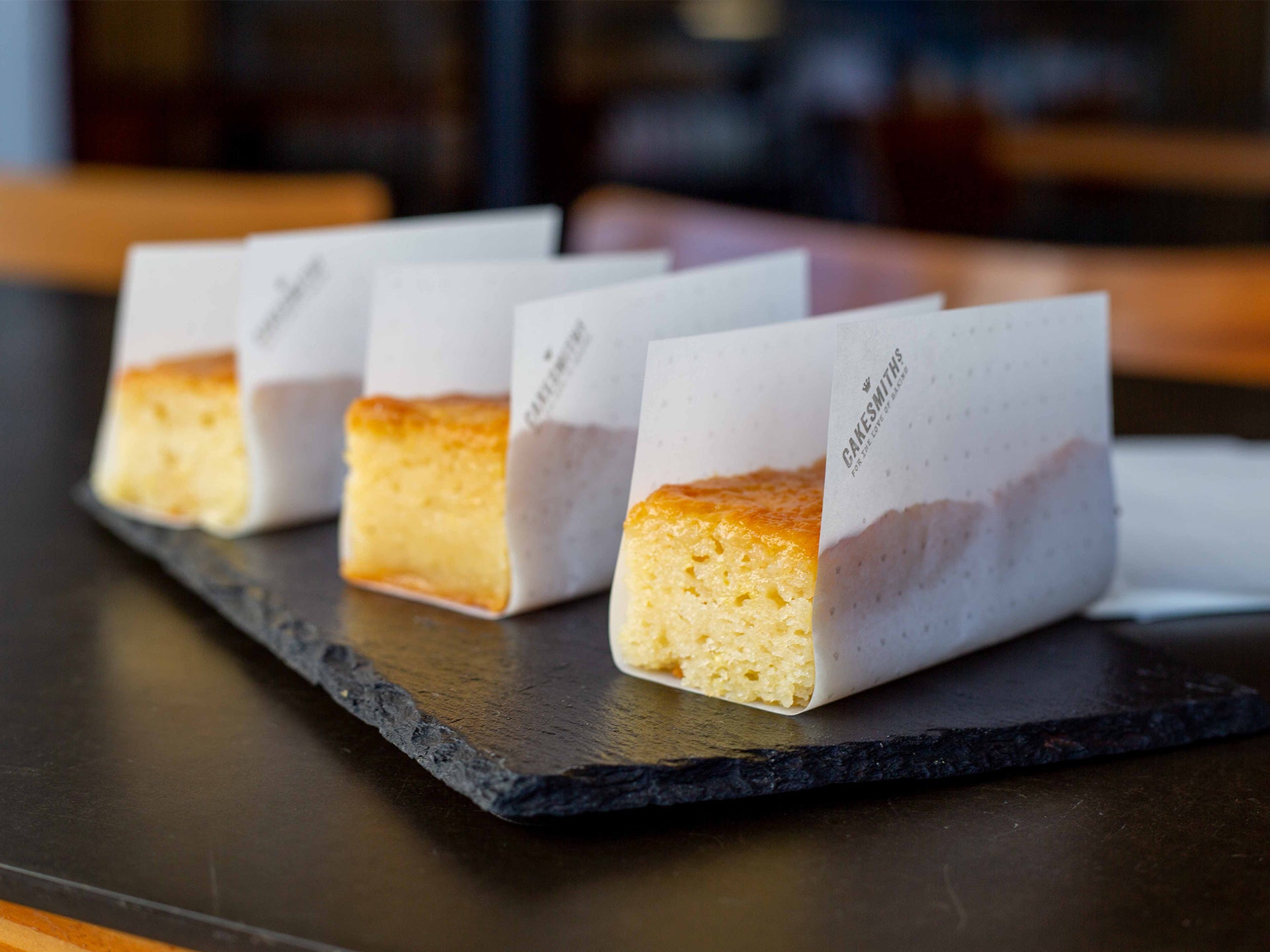 Use Cakesmiths parchment paper to keep your cakes fresh