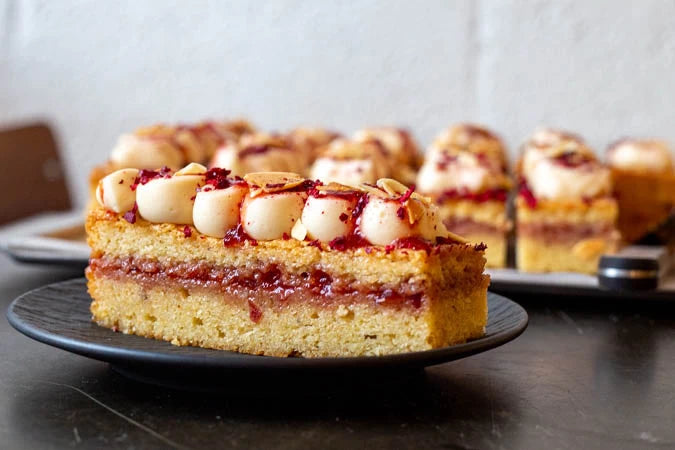 Spiced Plum & Amaretto Sour