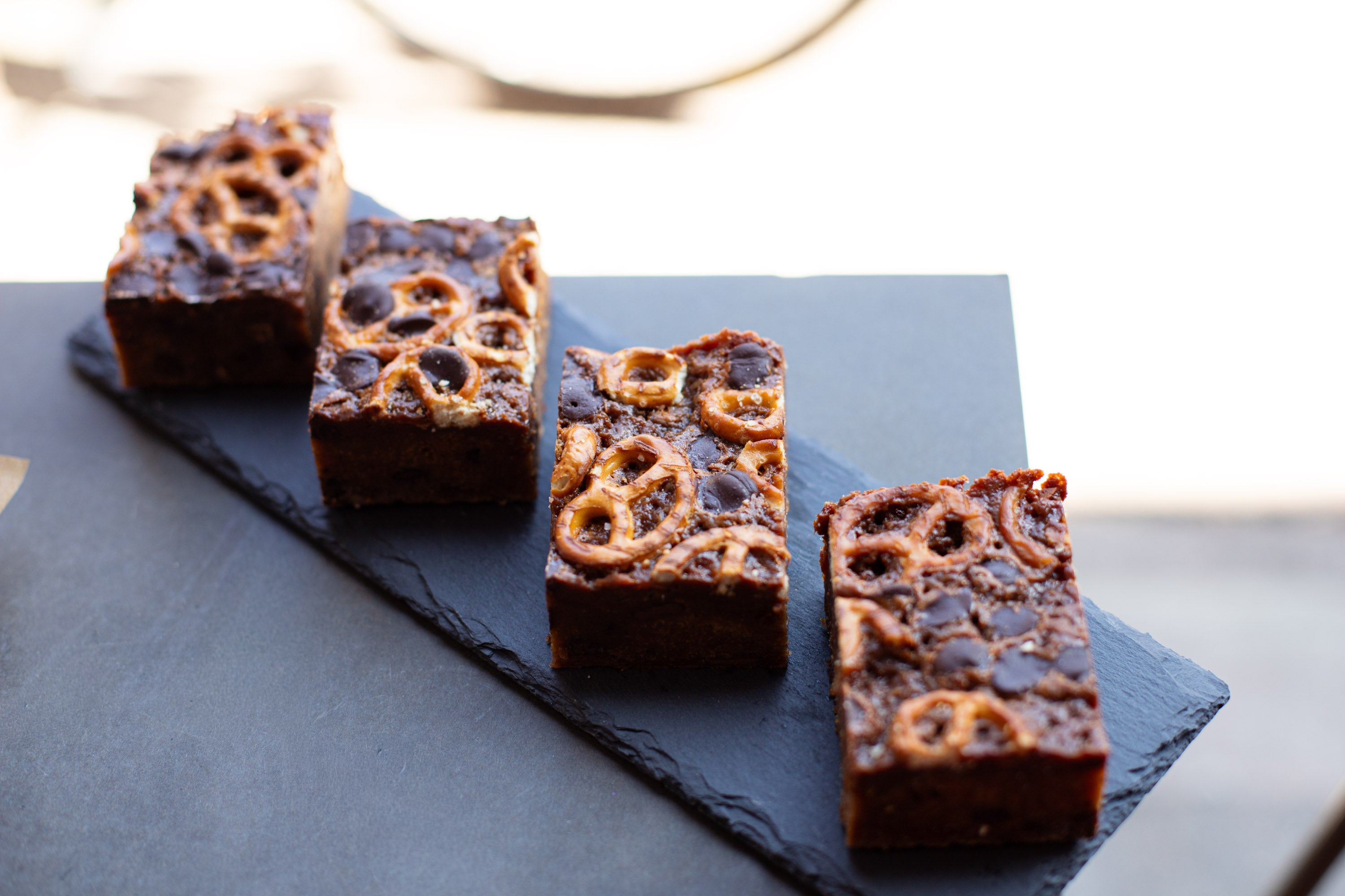 Caramel Pretzel Cookie Bar