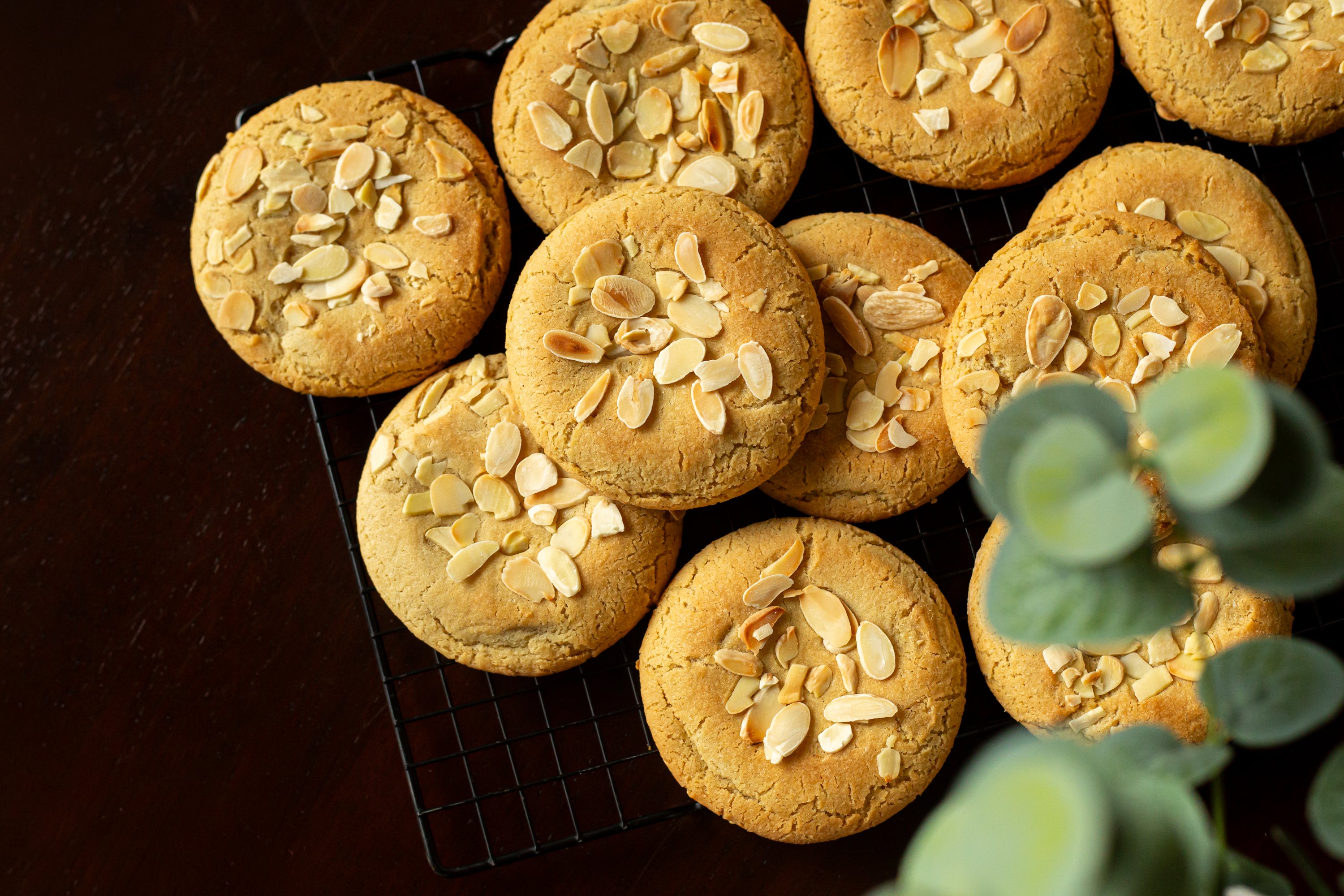 Almond Croissant Cookie