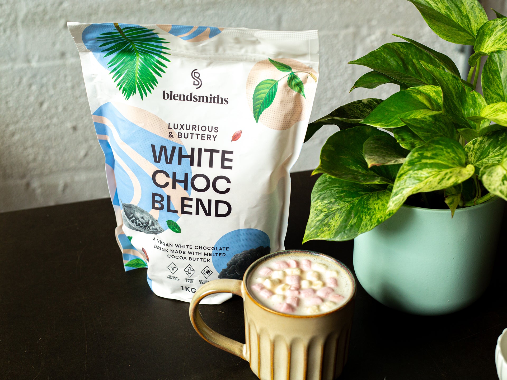 Blendsmiths white choc blend with a mug of white hot chocolate