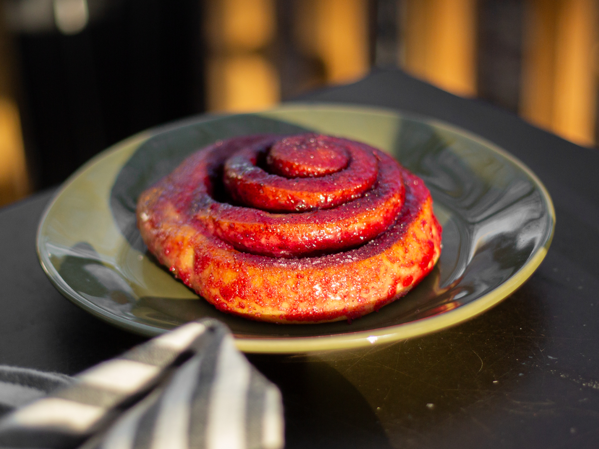 Sticky Blueberry & Vanilla Bun