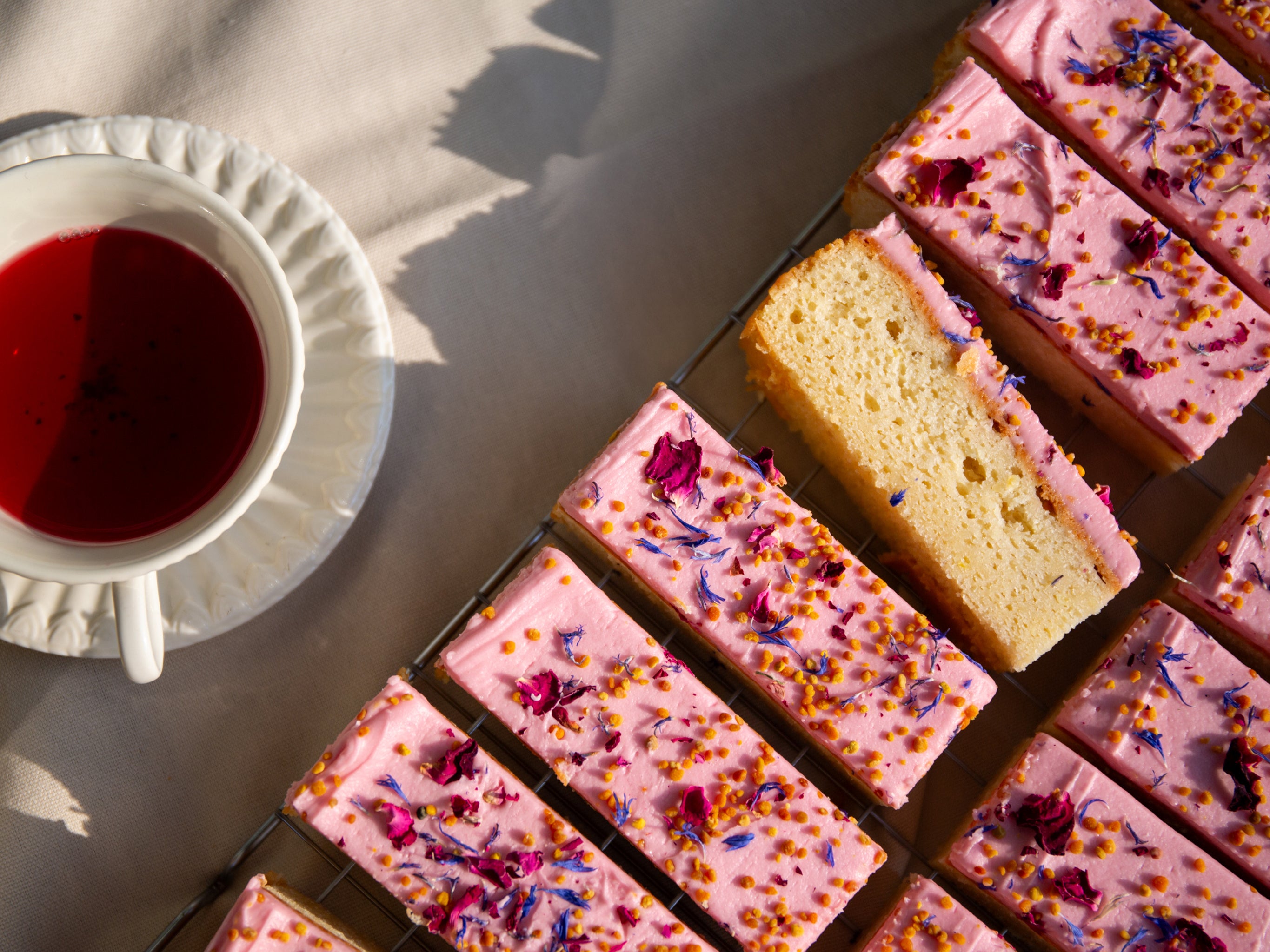 Our wholesale traycake is flavoured with florals, available from Cakesmiths