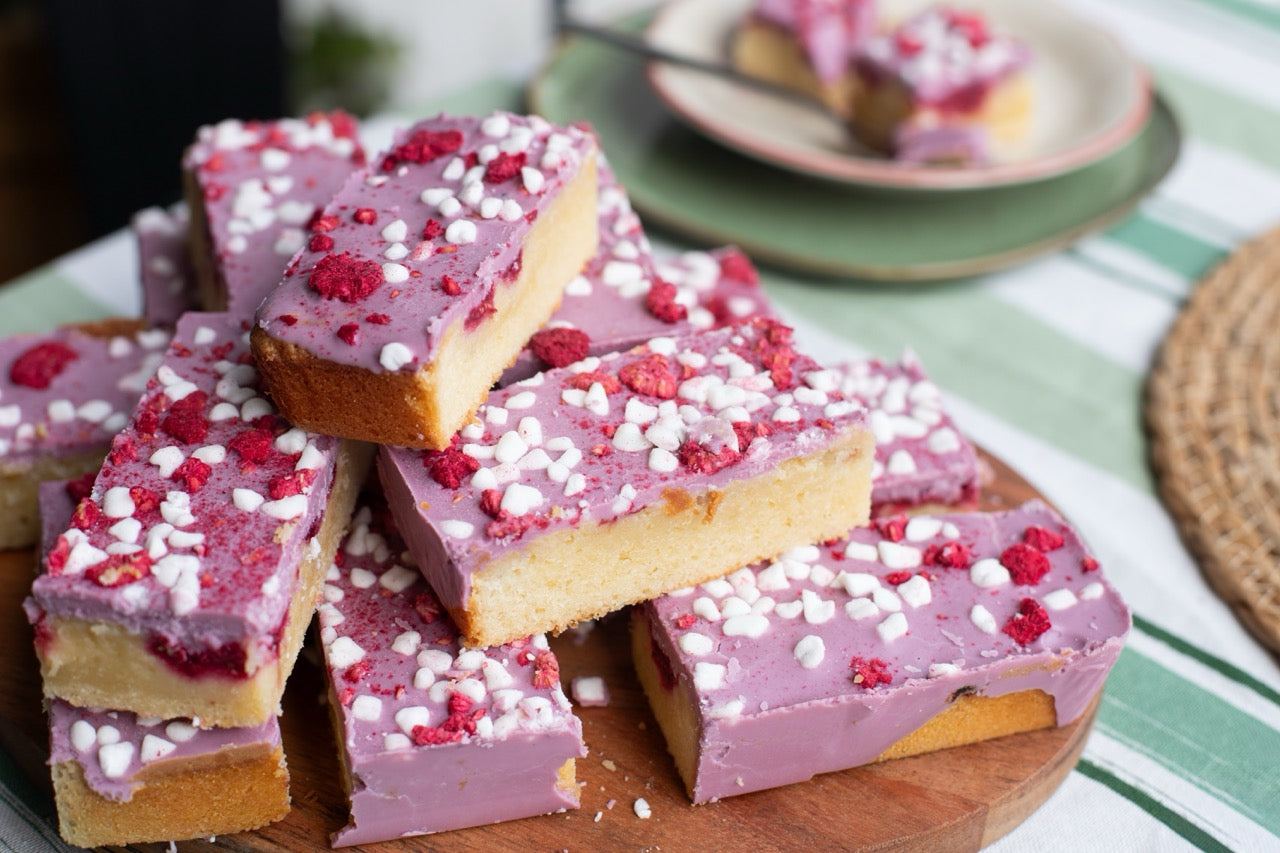 Eton Mess Blondie
