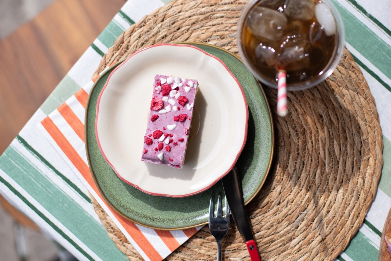 Eton Mess Blondie