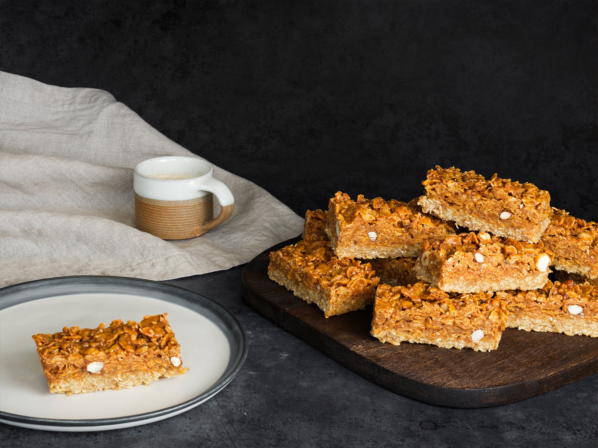 Wholesale flapjacks made with cornflakes and hazelnuts
