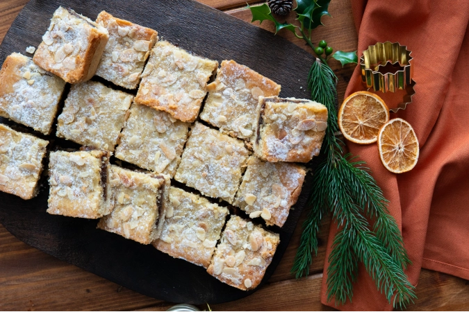 Mince Pie Bakewell