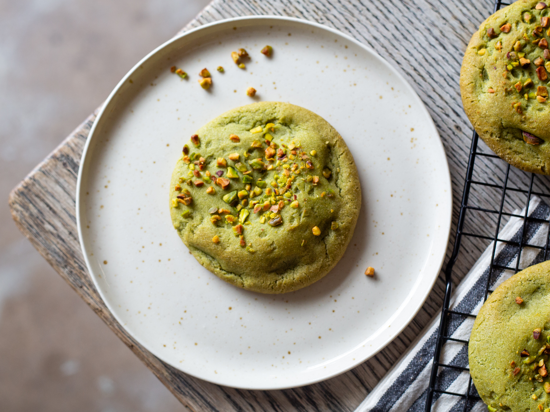 A wholesale pistachio cookie from Cakesmiths