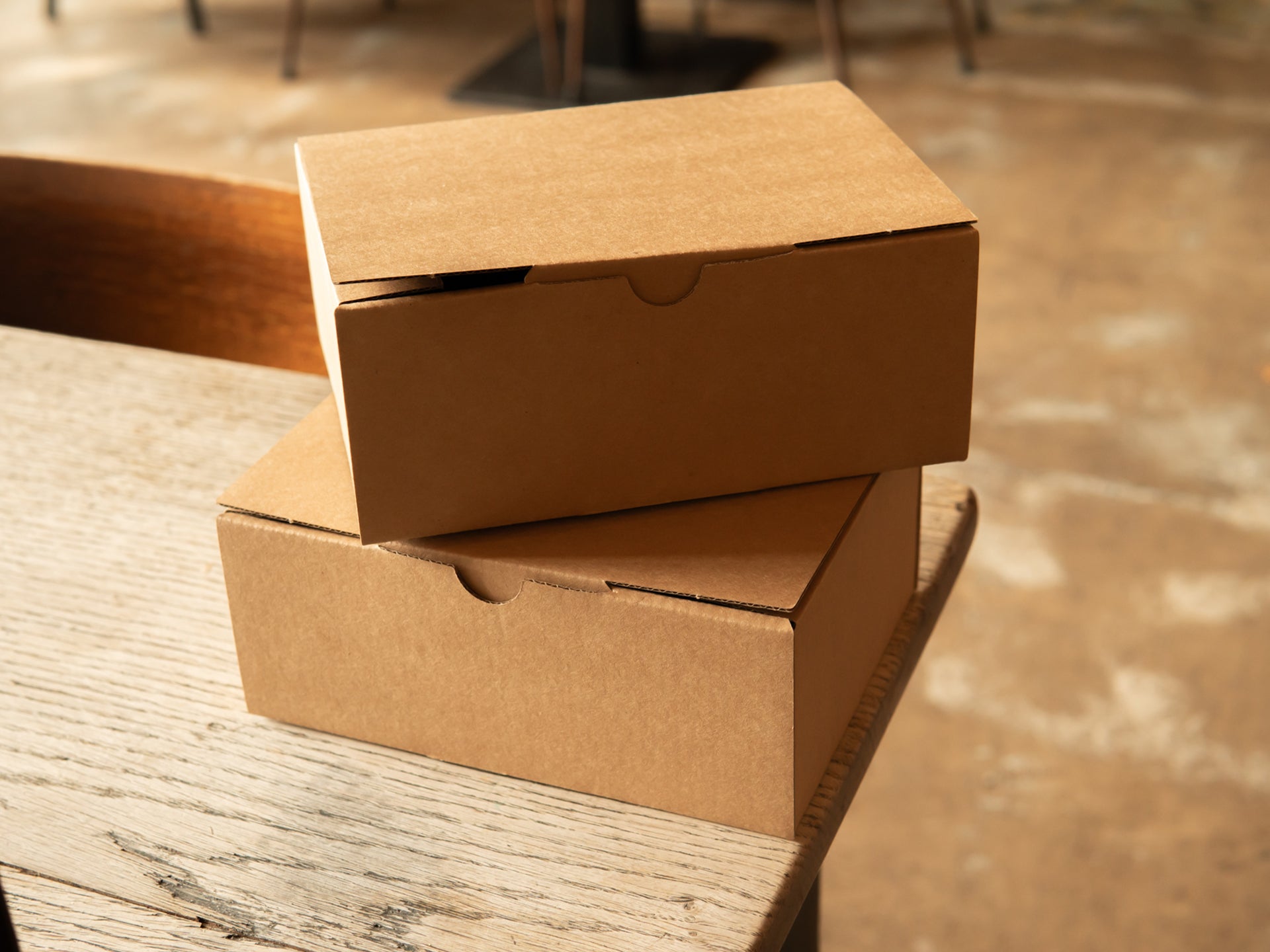 Our plain cake boxes are big enough for 3 slices wholesale cake