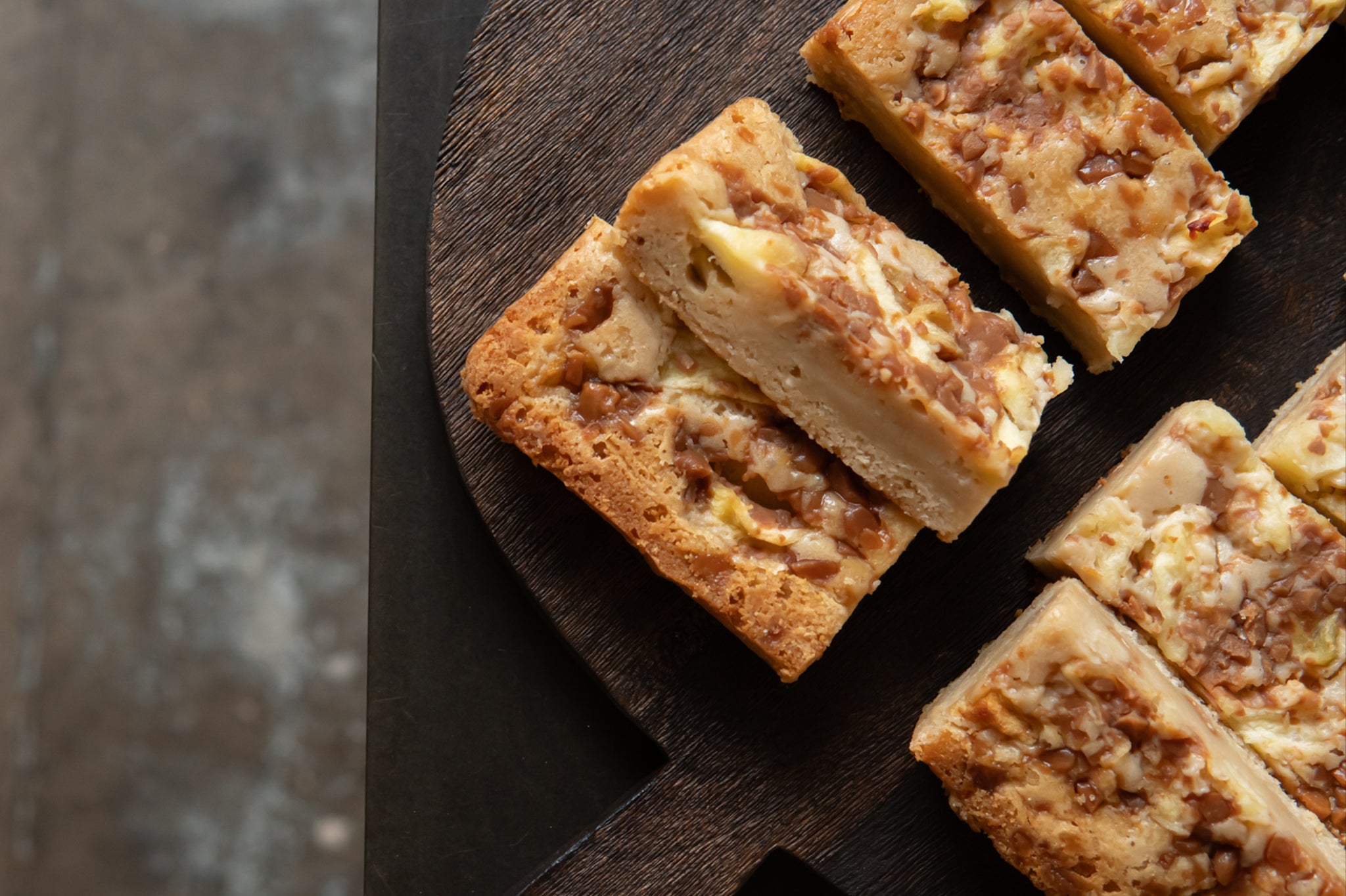 Wholesale Toffee Apple Blondie  | Cakesmiths 