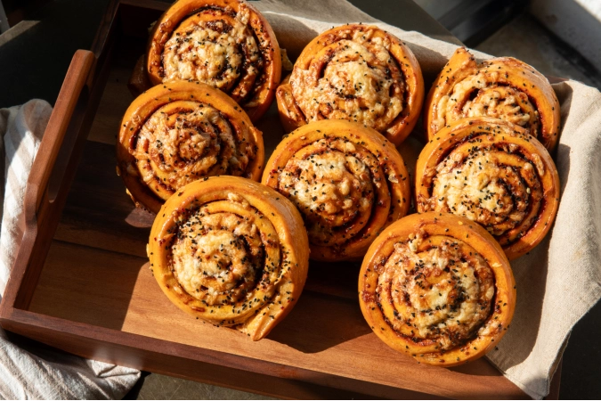 Cheddar, Hot Honey & Red Pepper Swirl 