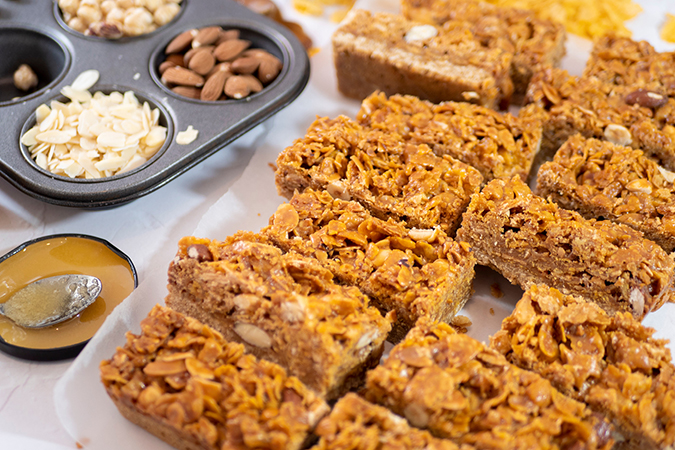 Wholesale Cakes Honey Nut Crunch Bar